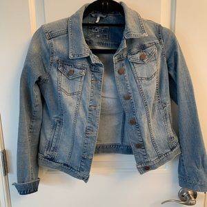 Women’s jean jacket